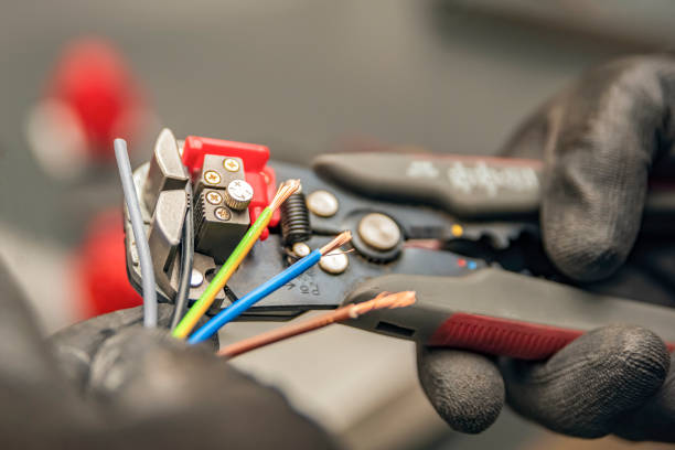 Best Electrical Contractors for Businesses  in South Taft, CA